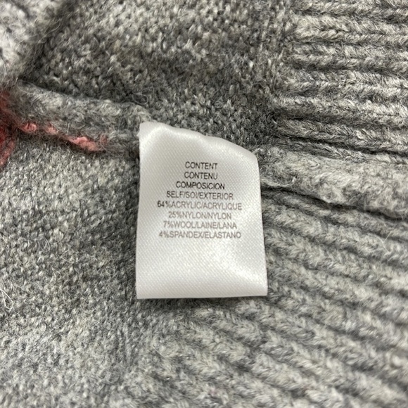 Wayf NWT Grey and Pink Stripe Sweater with Waist Tie Large - Picture 9 of 10